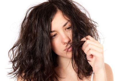 Tampil Lebih Percaya Diri, Berikut 10 Tips Luruskan Rambut Mengembang Tanpa Salon 