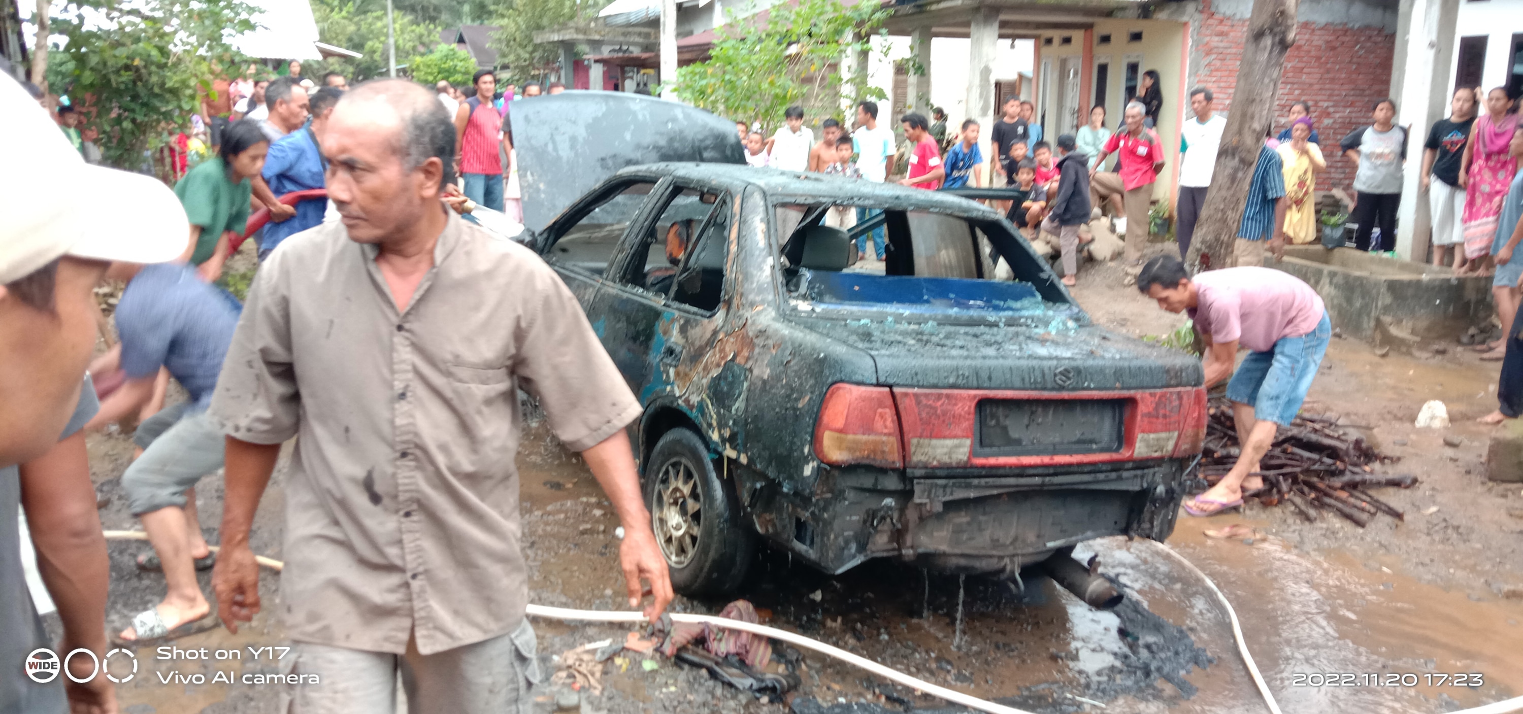 Diduga Korselting, Mobil Milik Warga Arga Makmur Terbakar