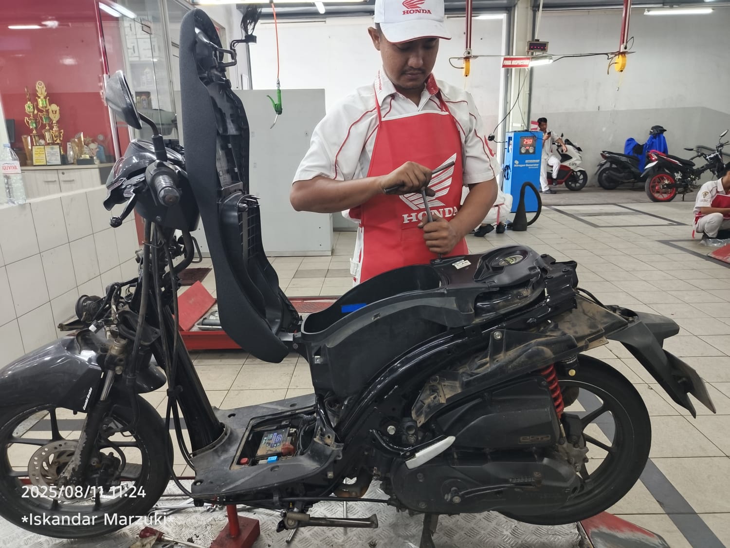 Astra Motor Bengkulu Berbagi Tips Pentingnya Perawatan Suku Cadang Untuk Performa Motor Honda