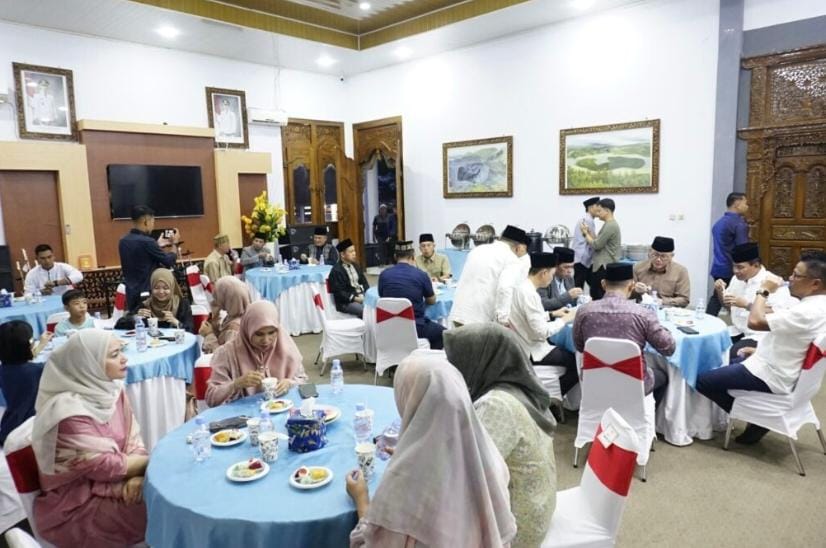 Bukber di Pendopo Rumdin, Pemkab Rejang Lebong Pererat Komunikasi Lintas Sektor
