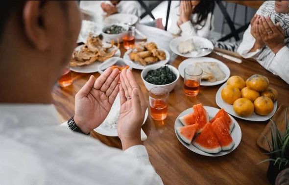 Begini Cara Mencegah Kolesterol Naik Cetelah Lebaran