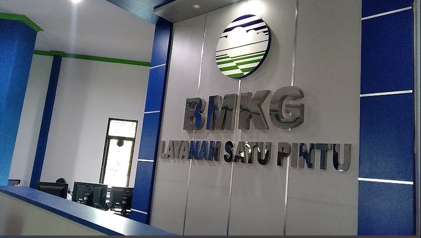 Pastikan Pelayanan Efektif, Pemprov Bengkulu Hibahkan Bangunan Untuk Kantor Pelayanan Terpadu BMKG