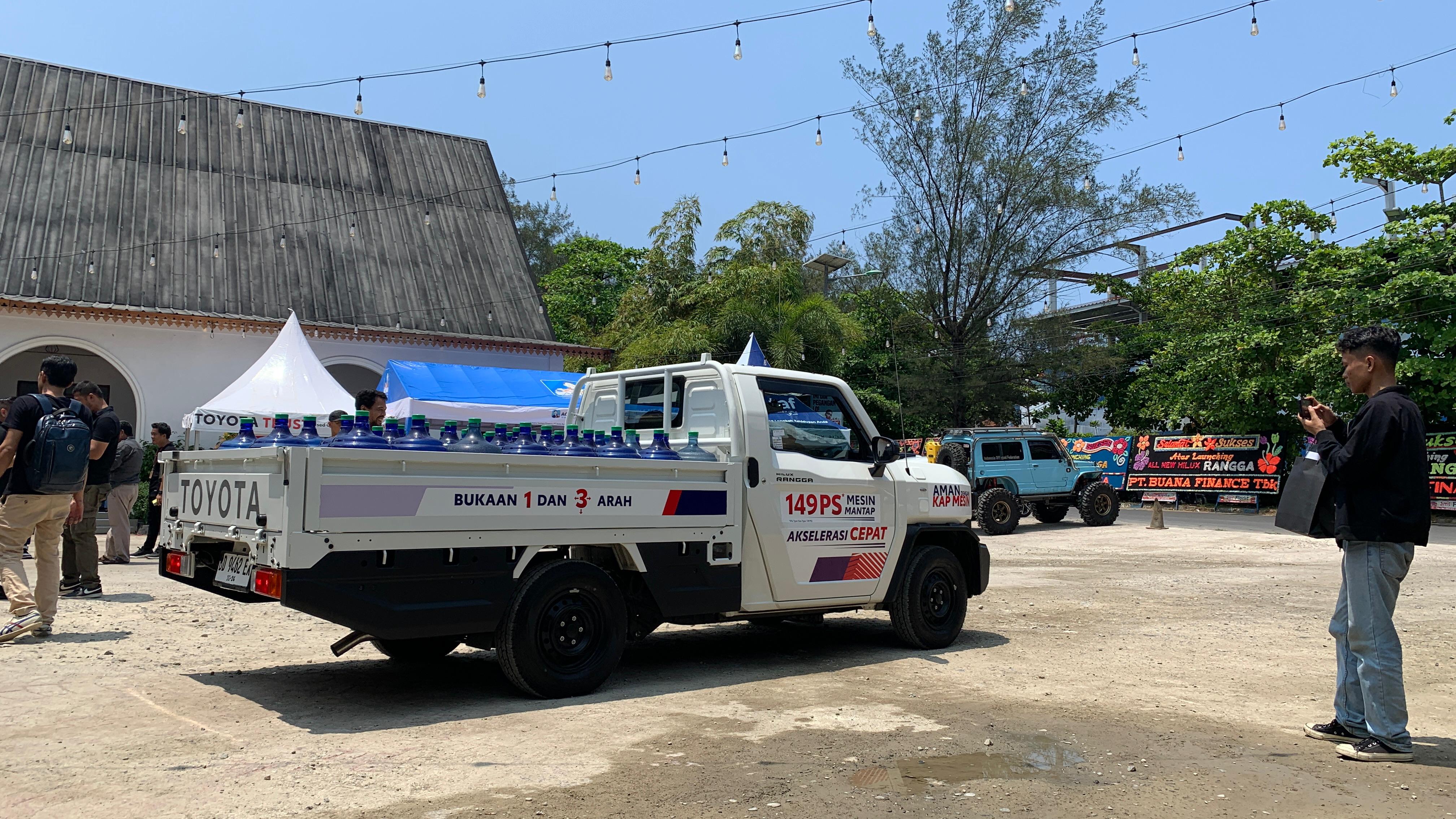 Agung Toyota Resmi Hadirkan All New Hilux Rangga Kendaraan Niaga yang Siap Mendukung Berbagai Usaha 