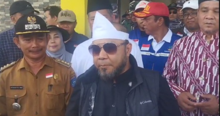 Gubernur Bengkulu Berkantor di Pulau Enggano: Bantuan Turun, Harapan Naik