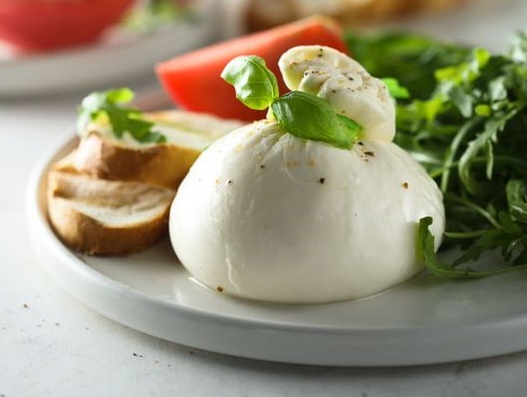 Mengenal Burrata, Keju Khas Italia yang Memiliki Ragam Manfaat Untuk Kesehatan 