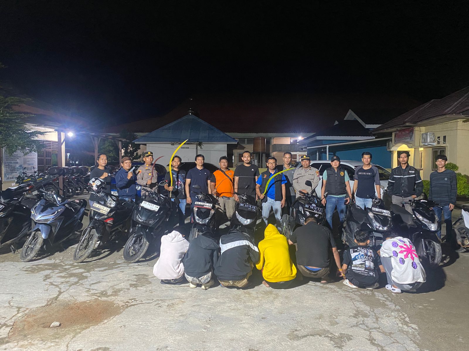 Polisi Amankan 7 Anggota Geng Motor, Bawa Celurit Hingga Senjata Tajam Modifikasi