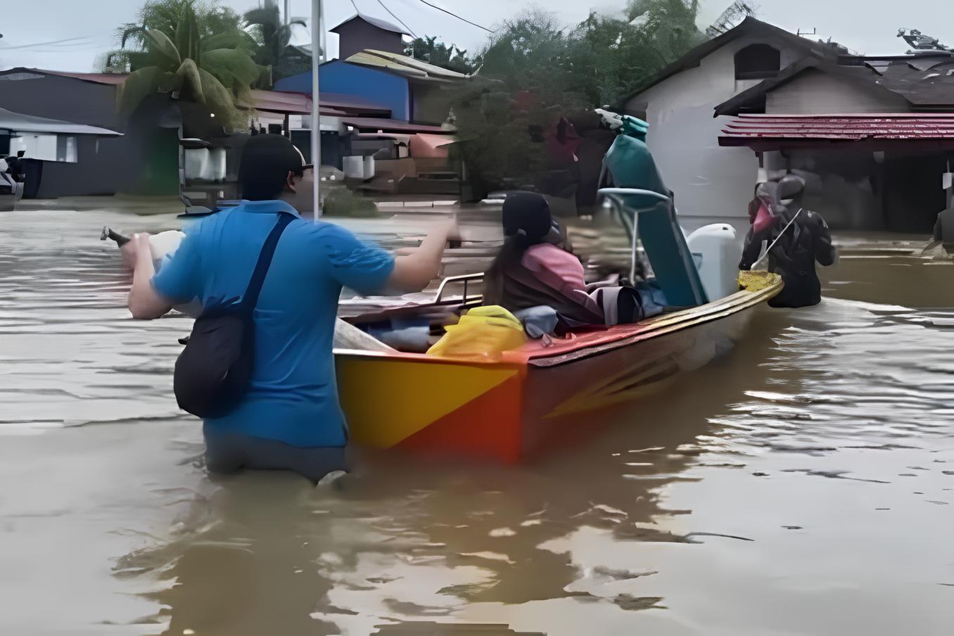 Bantu Korban Banjir, Dinkes Kota Bengkulu Siagakan Tenaga Kesehatan