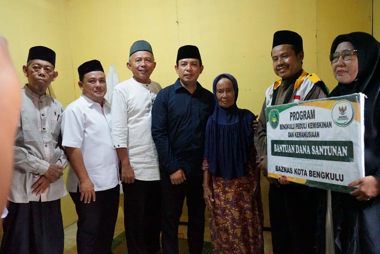 Tak Terdata PKH, Wali Kota Bengkulu Pastikan Nenek Fatekah Dapat Bantuan Baznas