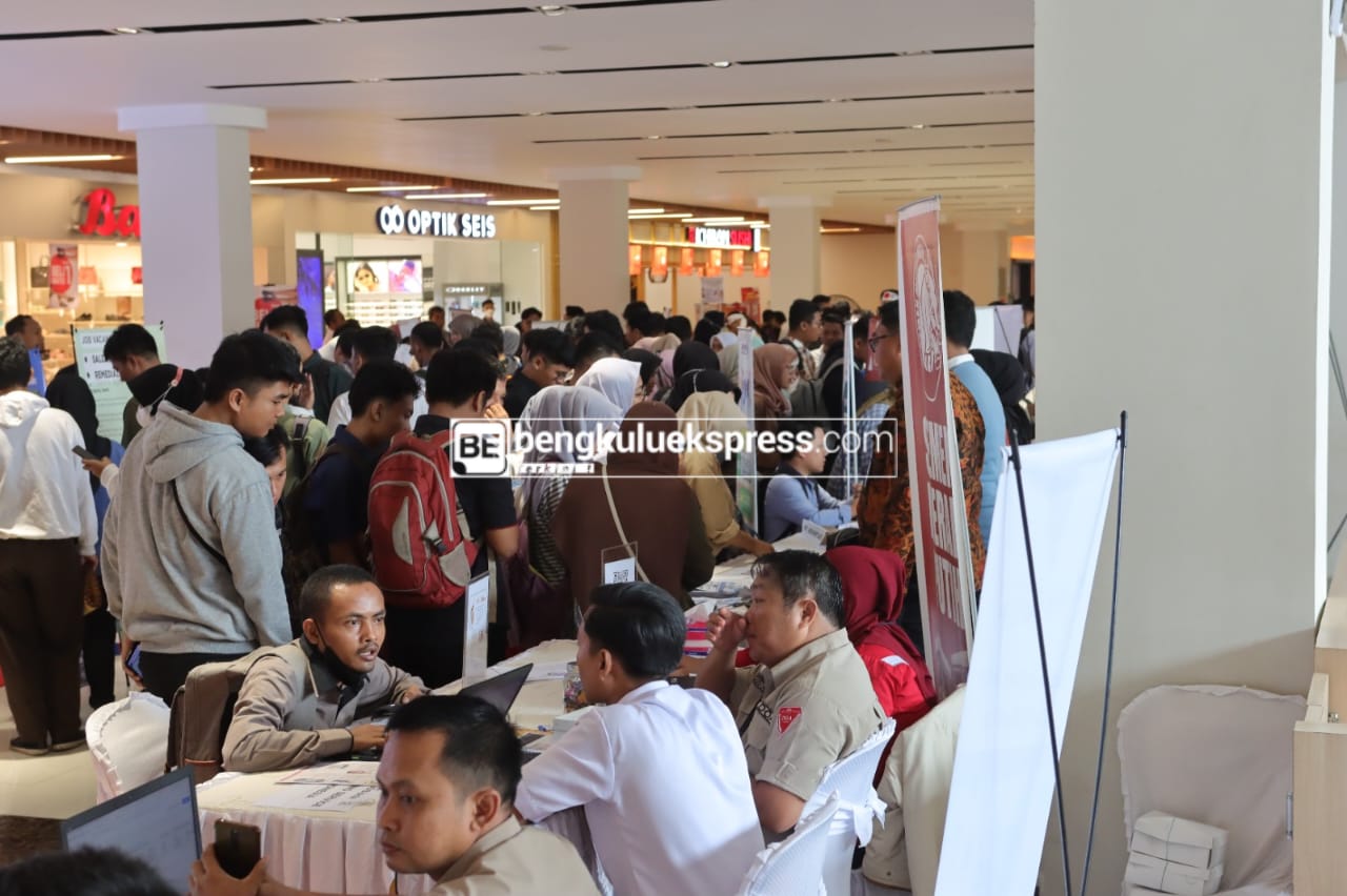 Ratusan Pelamar Pekerjaan Padati Job Fair 2023, Ada Permagangan Keluar Negeri Hingga Pekerja Bagi Disabilitas 