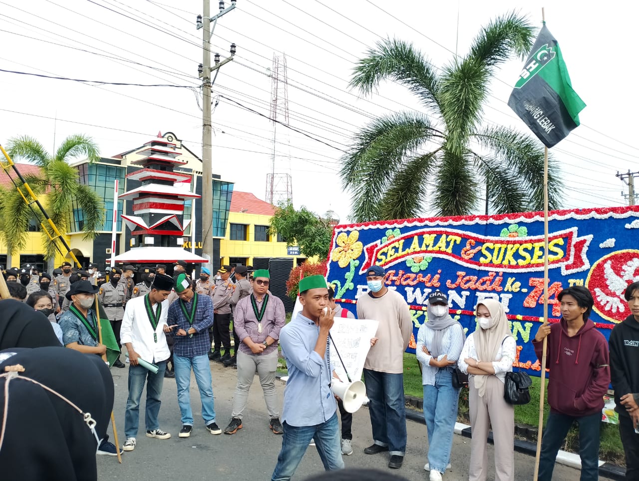 Kecam Tindakan Represif Aparat, Kader HMI Datangi Polda Bengkulu