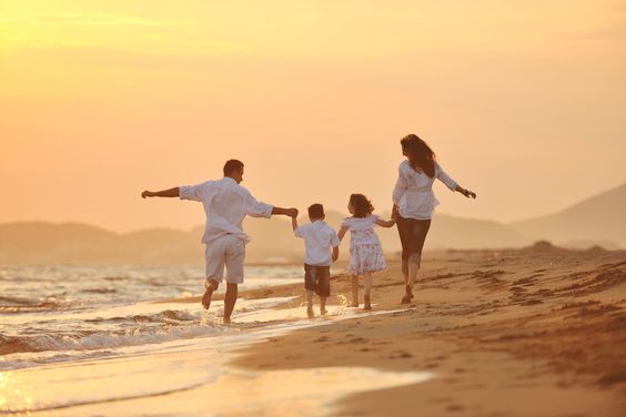 Mengenal 5 Tanda Keluarga Bahagia yang Harus Kamu Ketahui 