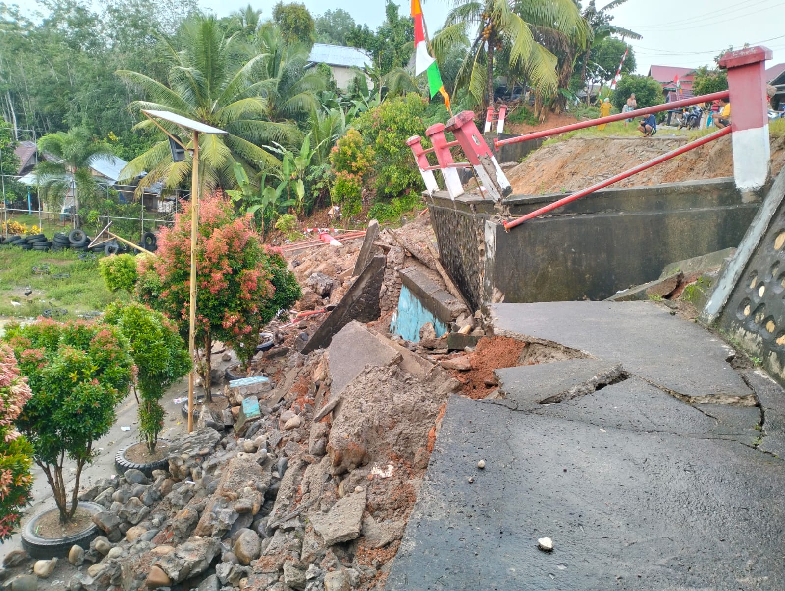 Banjir dan Tanah Longsor Landa Bengkulu Utara 