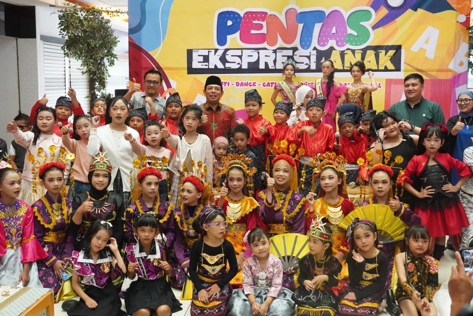 Atrium Mega Mall Bengkulu Bergemuruh, 55 Anak Tampil Percaya Diri di Pentas Ekspresi Anak