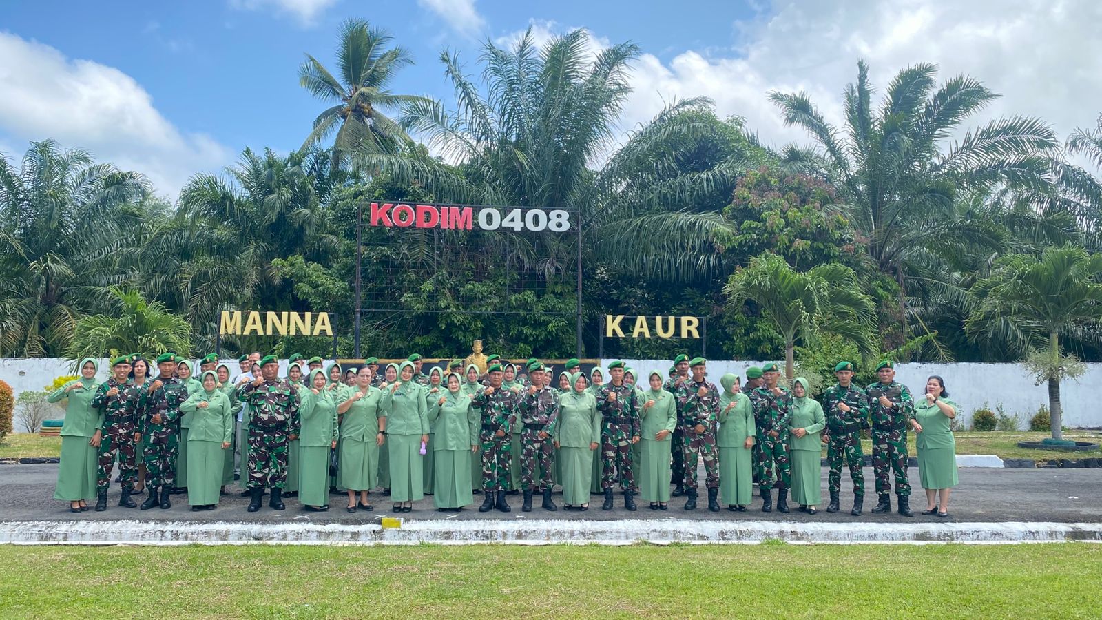  10 Personel Kodim 0408/BS Naik Pangkat, Satu Purna Tugas