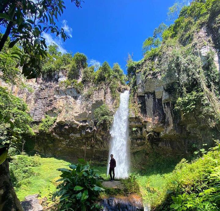 Mengagumi  Keindahan Panorama Air Terjun Putri Malu Identitas Masyarakat Kabupaten Way Kanan, Lampung