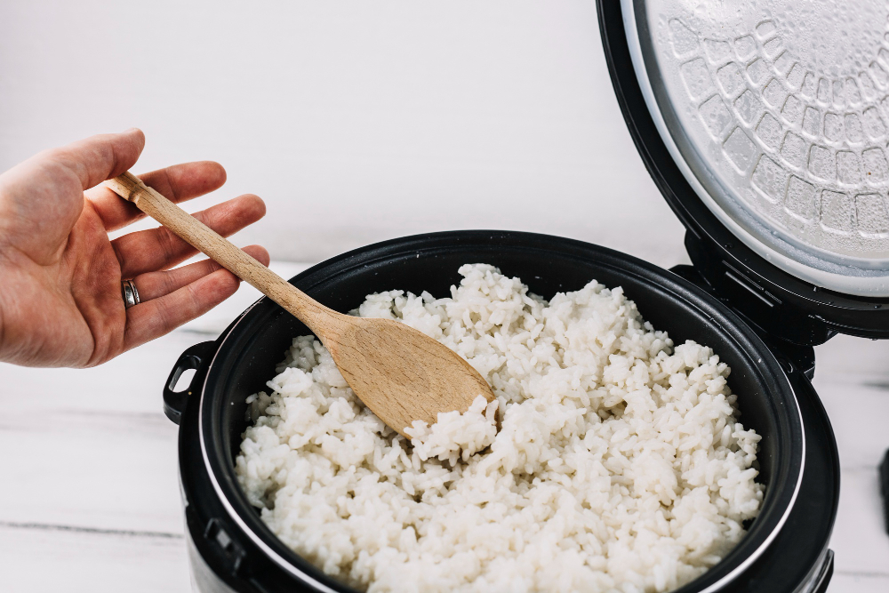 Nasi Sisa Jangan Dibuang, Coba Cemilan Ini Dijamin Enak!