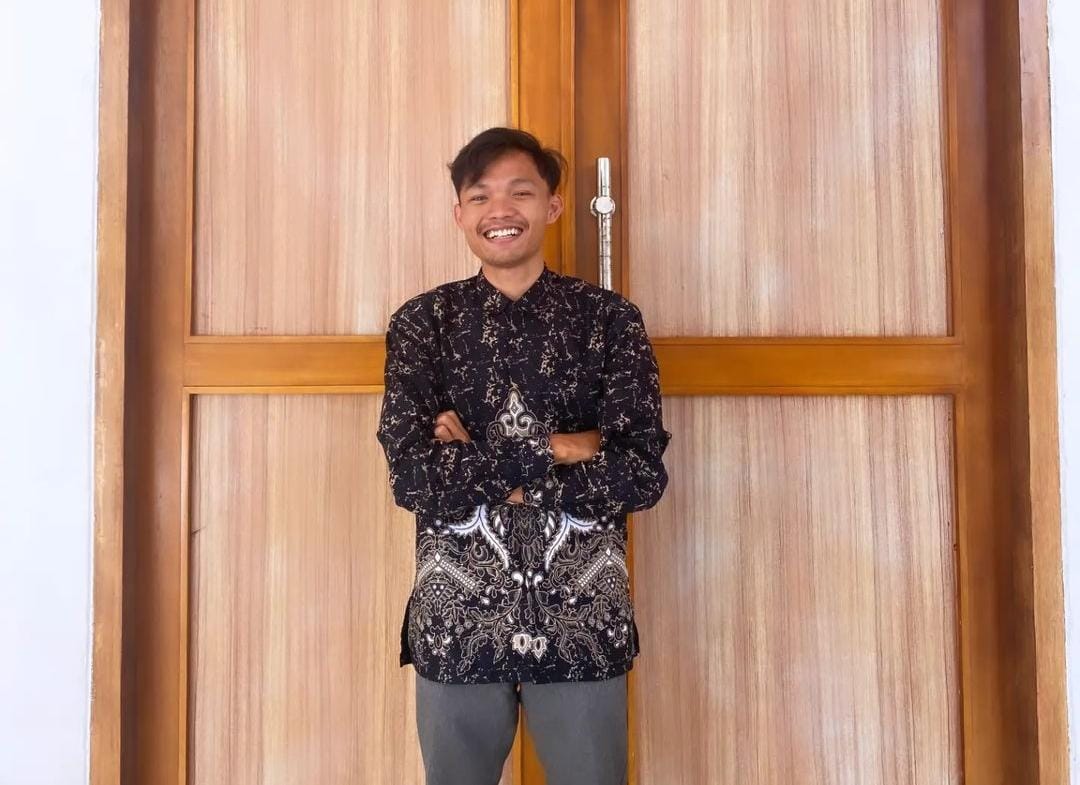 Taufik Ruudyan Manaki: Inspirasi Penulis Muda dari Bengkulu