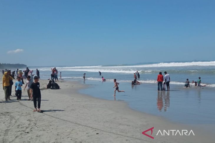 Gubernur Bengkulu Imbau Wisatawan Tidak Mandi di Laut