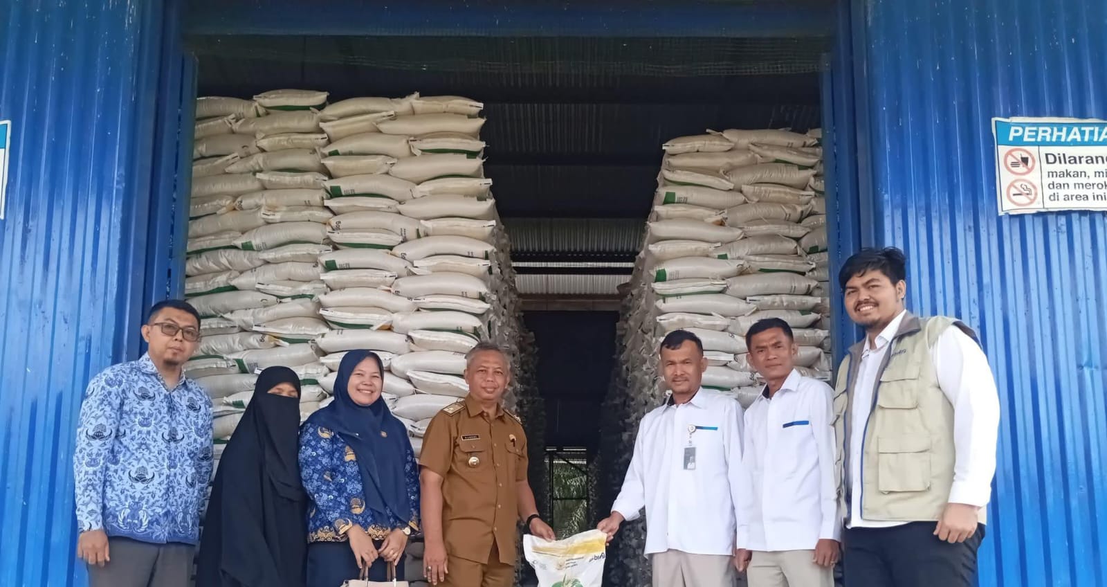 Pemkab Lakukan Uji Kualitas Beras dan Minyak Goreng Sebelum Disalurkan ke 11 Kecamatan