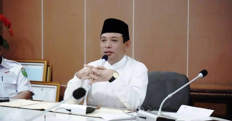 Ditetapkan Tersangka, Walikota Bengkulu Non Aktifkan Jabatan Kadis Perikanan Kota Tarzan Naidi