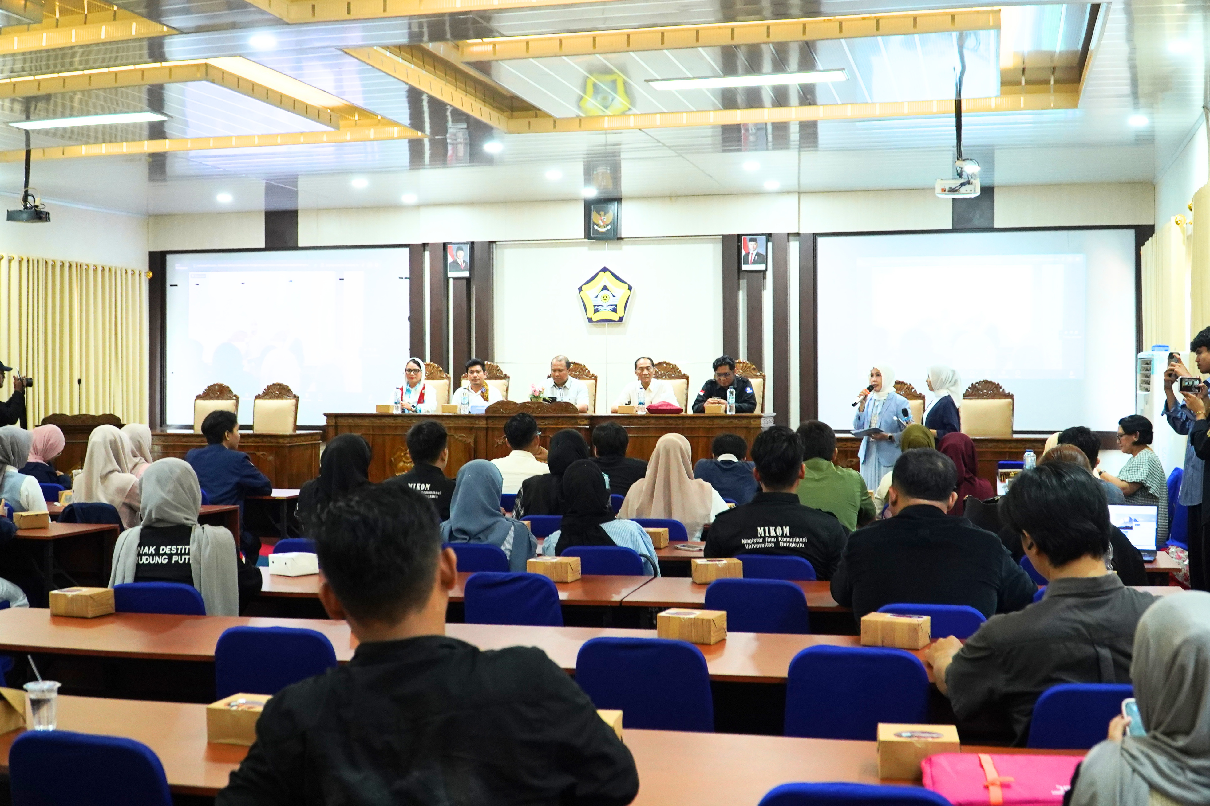 Mahasiswa FISIP UNIB Ikuti International Discussion, Hadirkan Destita, Arie Septia Adinata, dan Prof Surichai