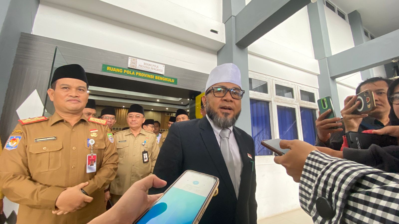 Dukung Ketahanan Pangan, Gubernur Helmi Minta Tiap Desa Sediakan Lahan Tanam  Seluas 1 Hektare
