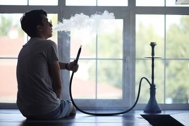 Inilah Bahaya Merokok Shisha dan Cara Menghentikannya