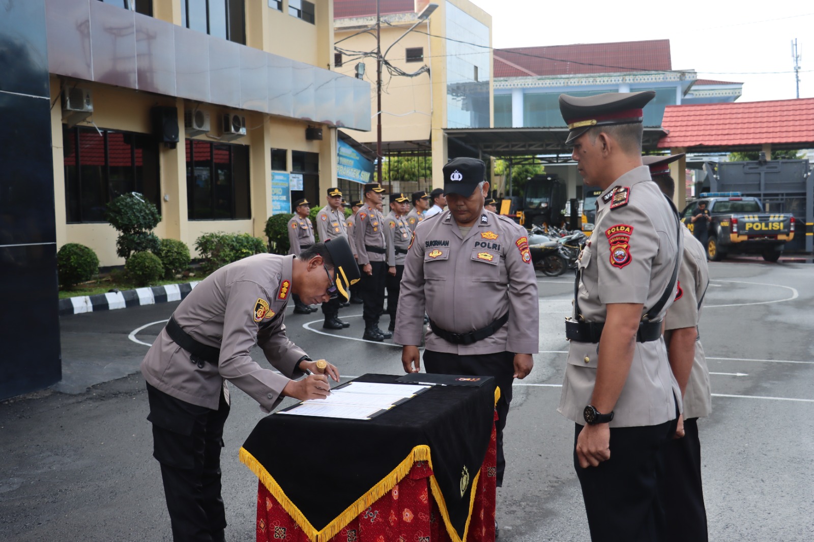Kapolsek Teluk Segara dan Kasat Lantas Polresta Bengkulu Resmi Berganti