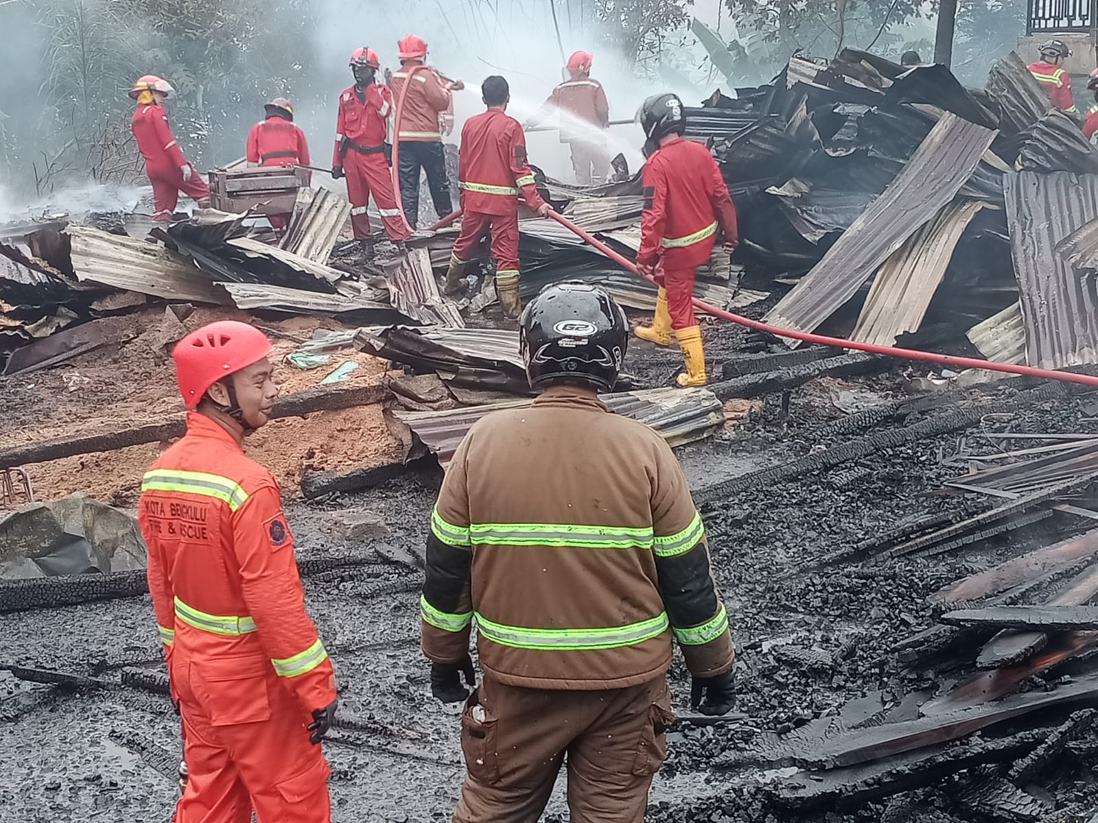 3 Bangunan Ludes Dilalap Api, Damkar Sayangkan Warga Tidak Segera Melapor