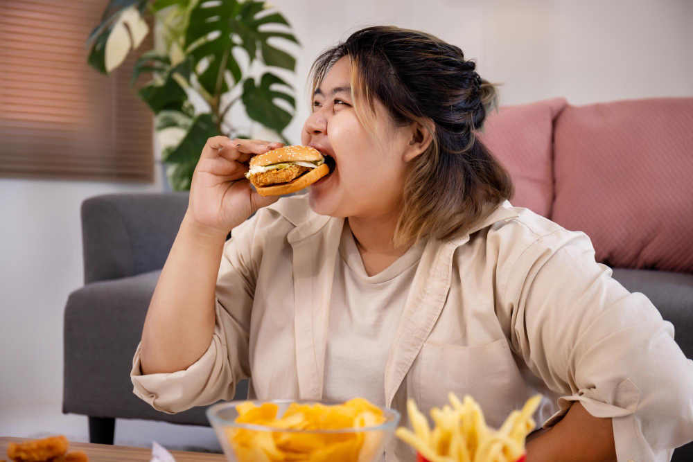 6 Cara Mengabaikan Rasa Lapar agar Diet Tetap Lancar sampai Tujuan!