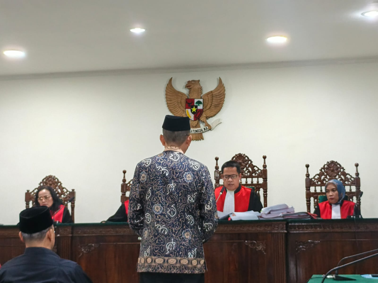 Kasus Rohidin Mersyah, Eks Sekda Divonis 7 Tahun, Ajudan 5 Tahun