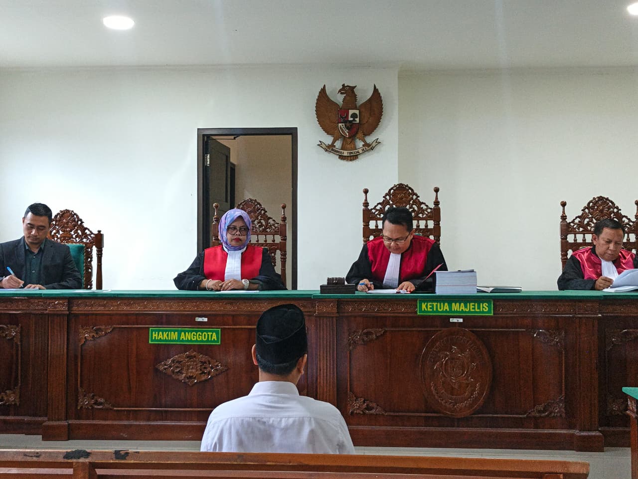 Mantan KCP Bank Bengkulu Didakwa Gelapkan Uang Kas Rp6,7 Miliar untuk Judi Online