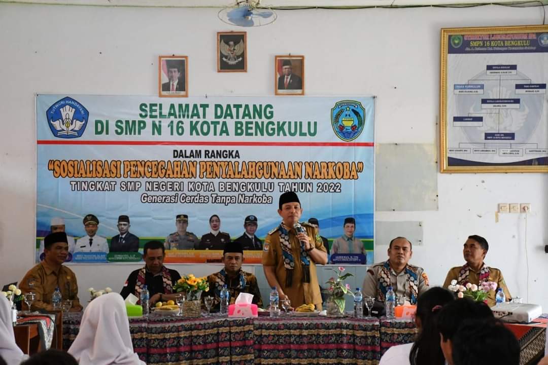 Lindungi Generasi Muda, Pemkot Bengkulu dan BNN Lakukan Sosialisasi di SMPN 16