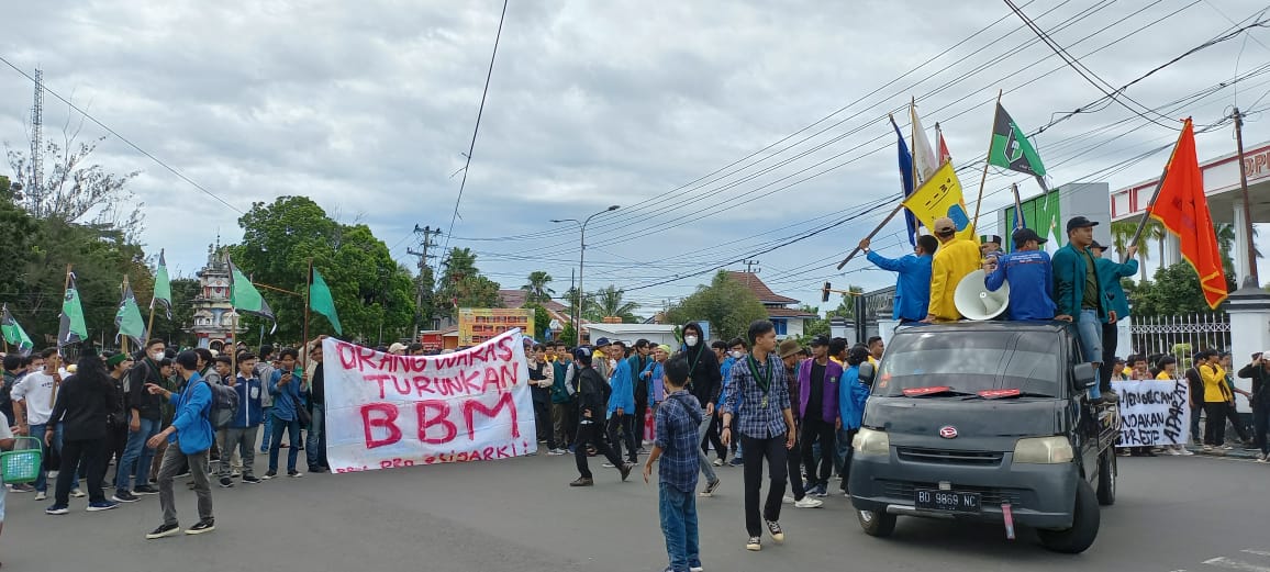 Mahasiswa Bengkulu Kembali Gelar Aksi  Tolak Kenaikan Harga BBM