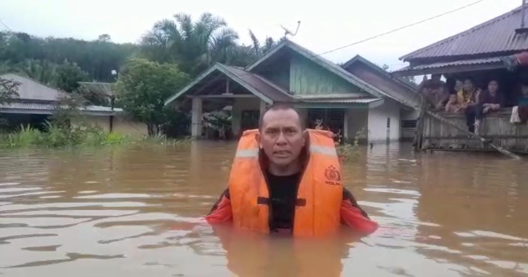 8 Kecamatan Terdampak Banjir dan Longsor, 5 Desa Terisolir