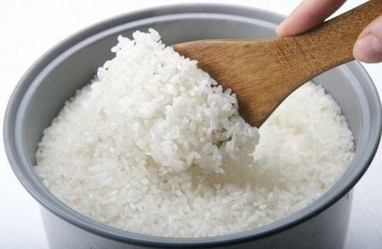 Inilah 5 Kesalahan Saat Memasak Nasi yang Membuat Kandungan Nutrisinya Berkurang