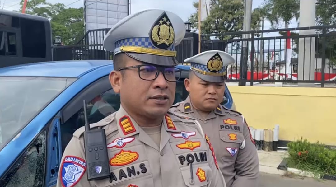 Polisi Tegas Larang Angkut Penumpang di Mobil Bak Terbuka Saat Mudik Lebaran 2026