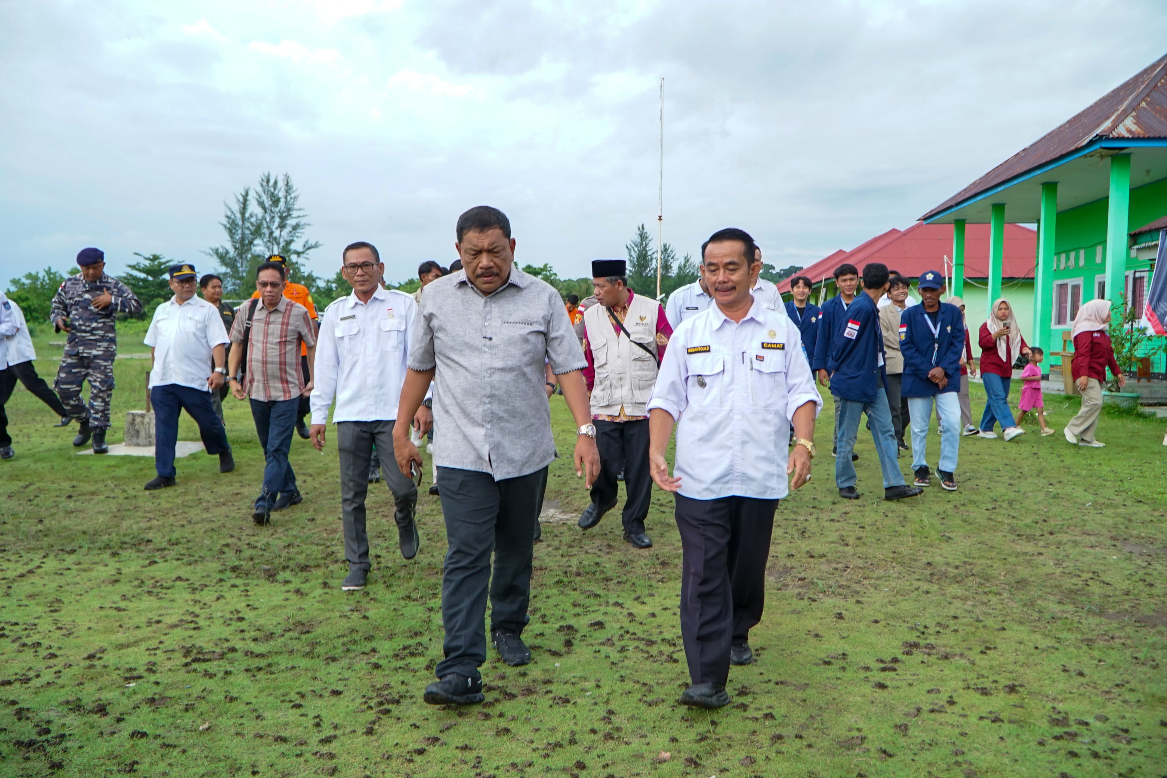 Wagub Bengkulu Tinjau SMA N 6 Pulau Enggano, Dorong Percepatan Perbaikan Fasilitas Pendidikan