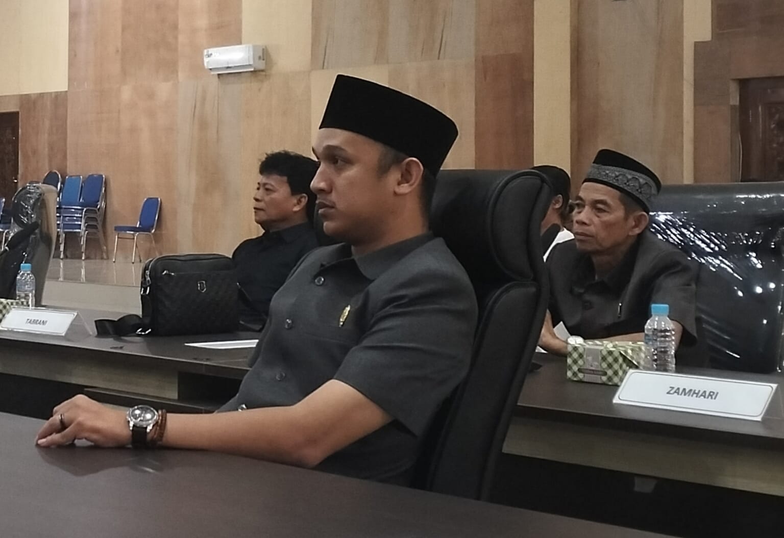 Zamhari Resmi Ditetapkan sebagai Ketua DPRD Mukomuko, Pelantikan Serentak Pimpinan Dijadwalkan 28 Oktober