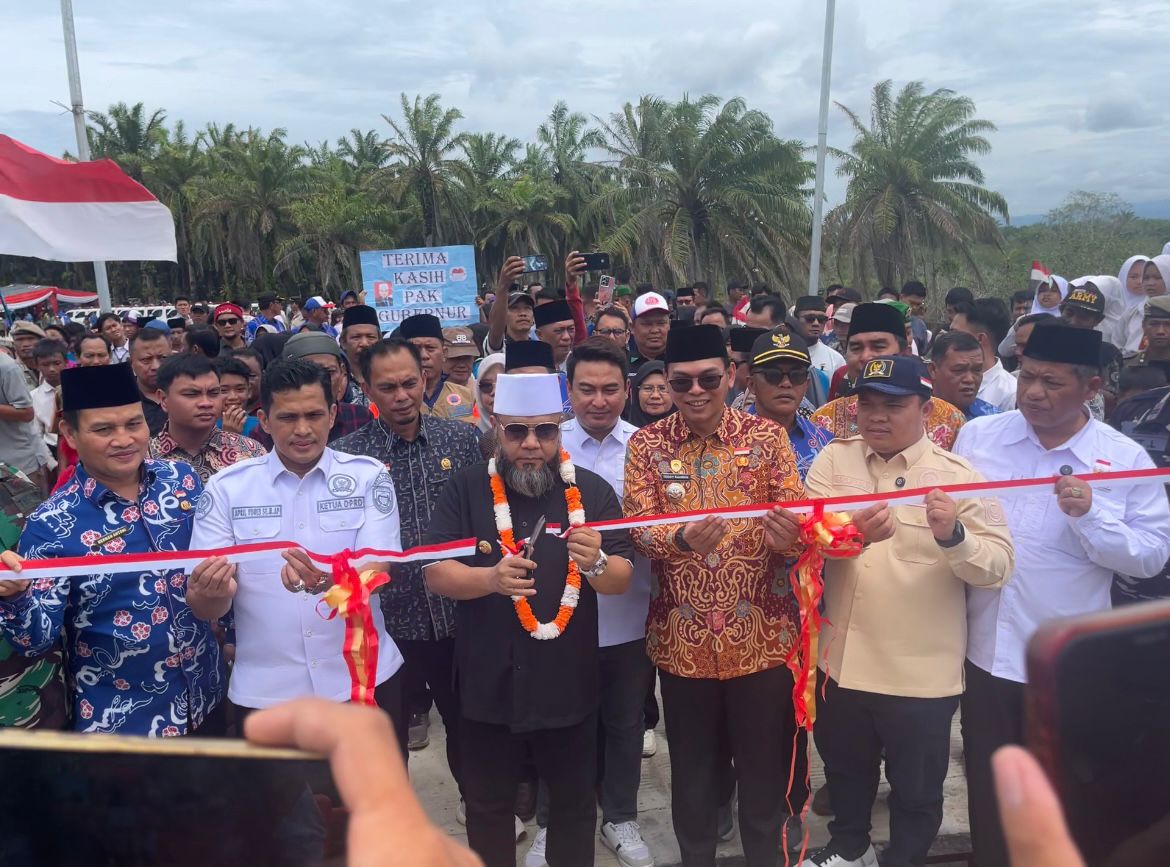 Tak Lagi Memutar 1 Jam, Warga Pasar Seluma Kini Punya Jembatan Matan Baru