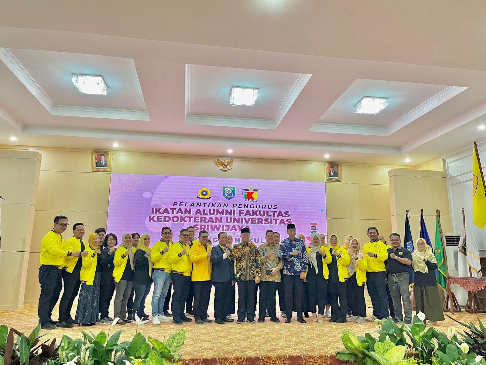 Pelantikan Pengurus IKA FK UNSRI Provinsi Bengkulu, Rohidin: Berikan Pelayanan Kesehatan Terbaik ke Masyarakat