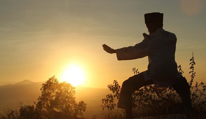 Sakti Mandraguna! Pemilik Weton Ini Didampingi Guru Pandito Sakti