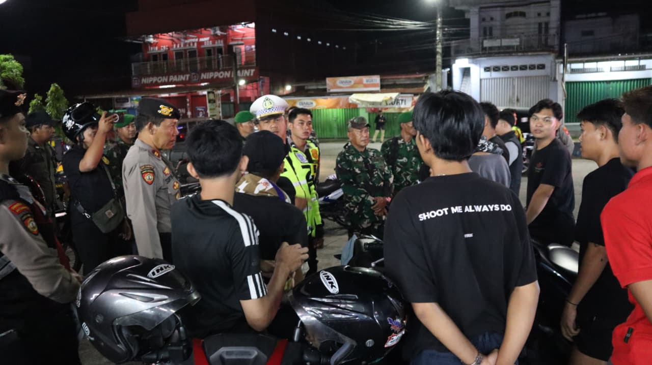 Cegah Balap Liar dan Perang Sarung, Kapolres Bengkulu Selatan Pimpin Patroli Skala Besar