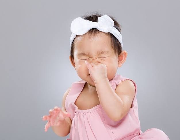Agar Bayi Tidur Nyenyak, Ini Cara Mengatasi Hidung Tersumbat Pada Bayi