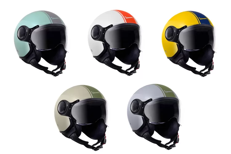 Helm Keren dan Kece Keluaran Piagio untuk Vespa Mania