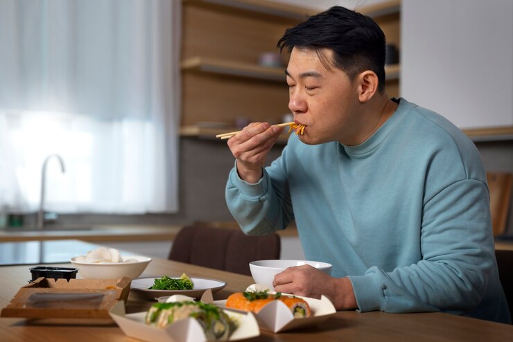 Kenali Penyebab dan Bahaya Tidur Setelah Makan yang Mempengaruhi Kesehatan 