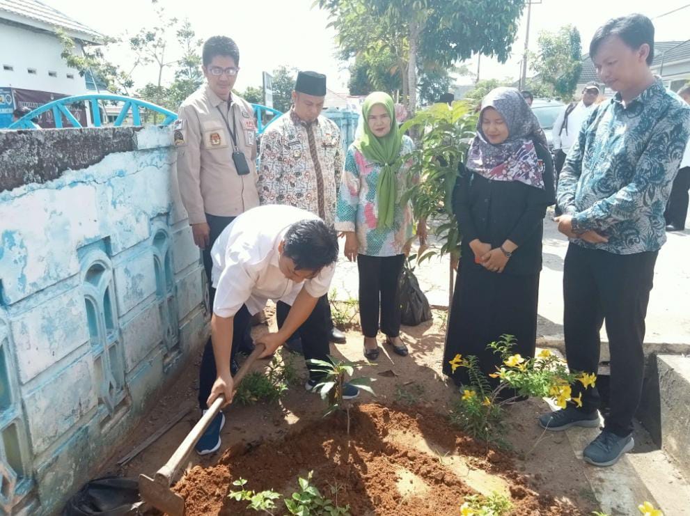 KPU Kota Bengkulu Tanam 6.895 Bibit Pohon Secara Serentak
