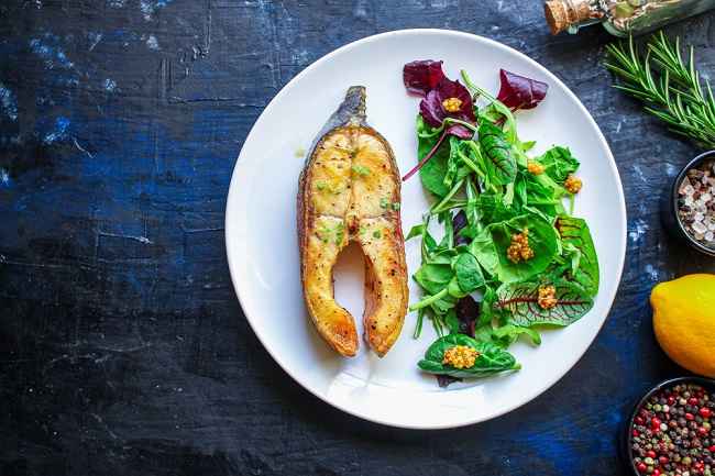 Mengenal Pola Makan Pescatarian dan Manfaatnya bagi Tubuh