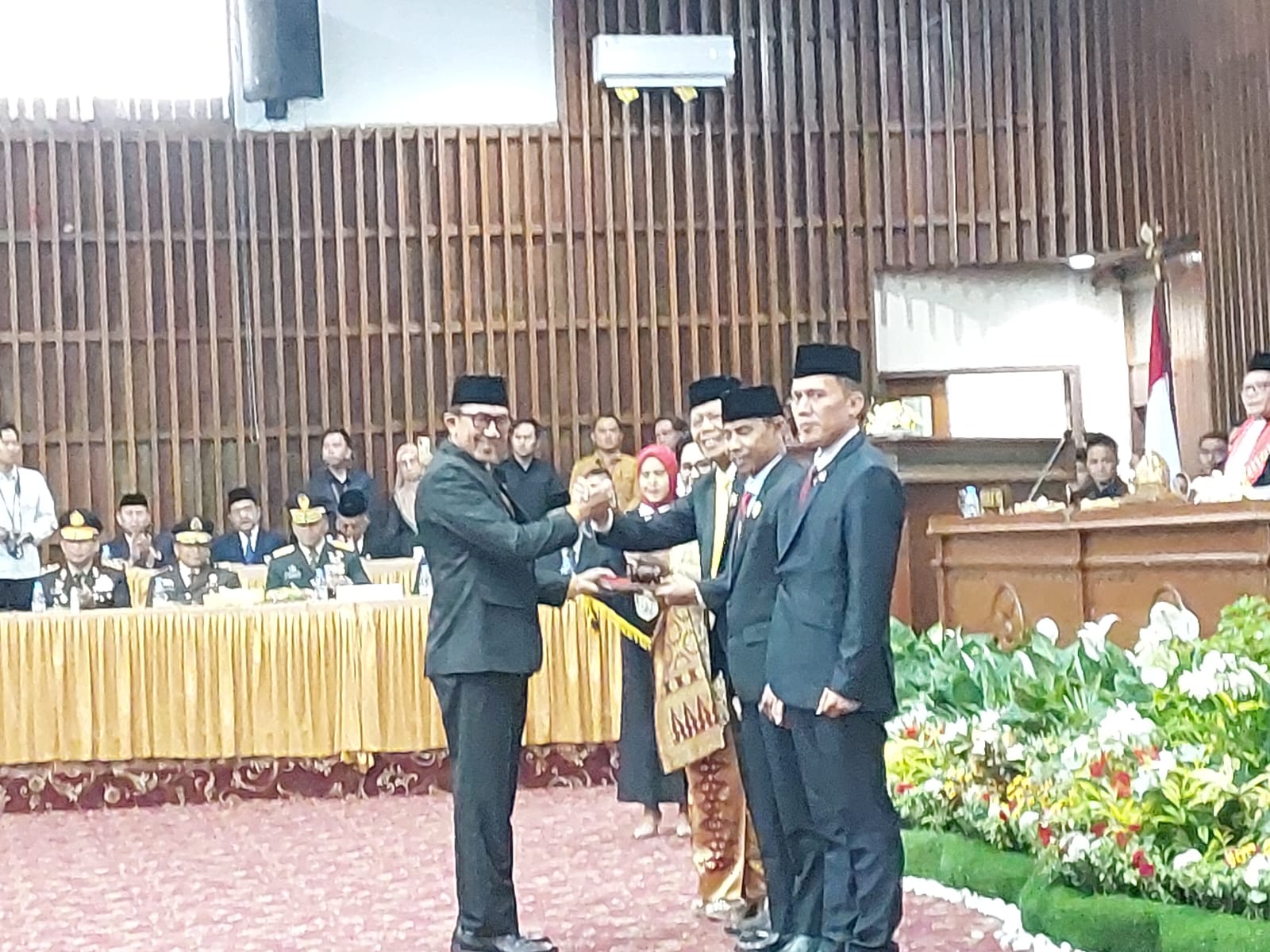 Sumardi dan 3 Unsur Pimpinan DPRD Provinsi Periode 2024-2029 Bengkulu Dilantik 