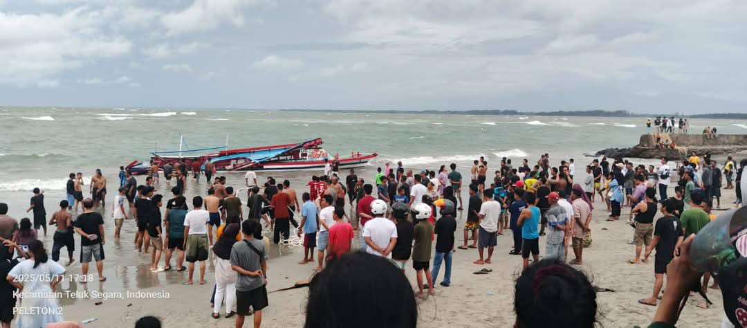 Tragedi Kapal Wisata Tenggelam di Malabero Bengkulu, 7 Meninggal Dunia, 104 Penumpang Dievakuasi